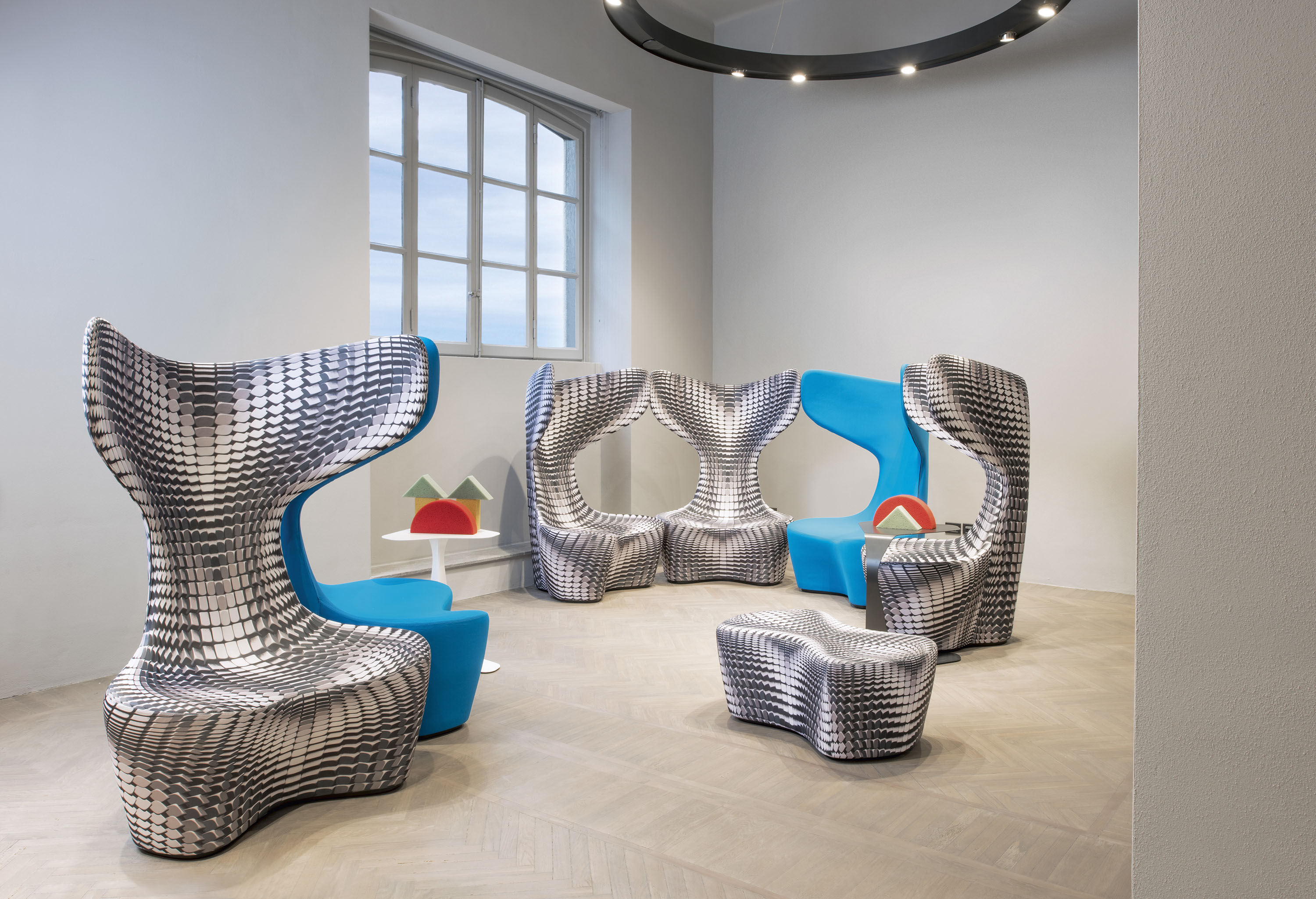 乐竞平台 - 坐具|休闲椅|办公家具|设计师家具|滚筒扶手椅