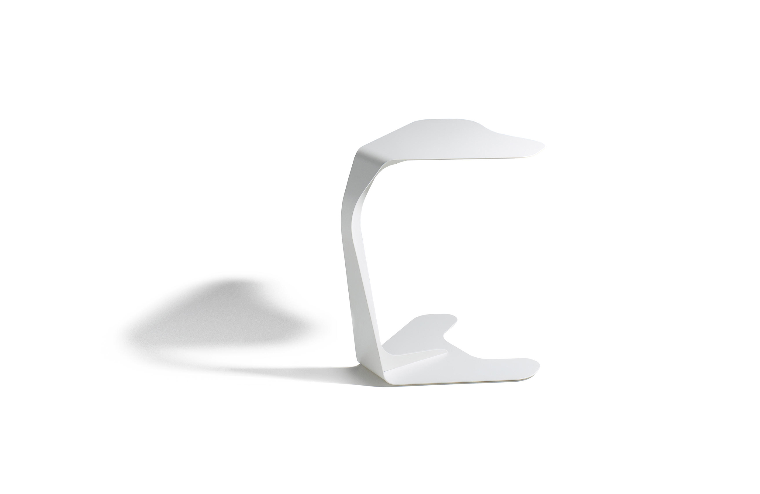 乐竞平台 - 坐具|休闲椅|办公家具|设计师家具|滚筒扶手椅