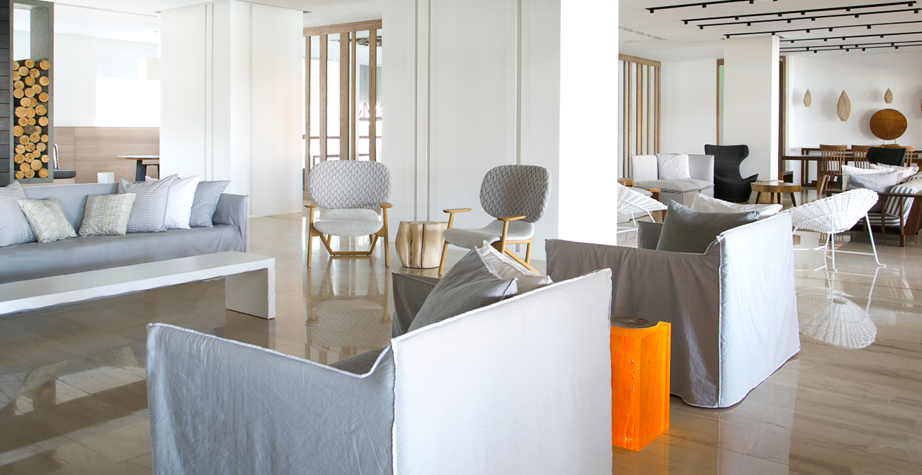 乐竞平台 - 坐具|休闲椅|办公家具|设计师家具|克拉拉休闲椅