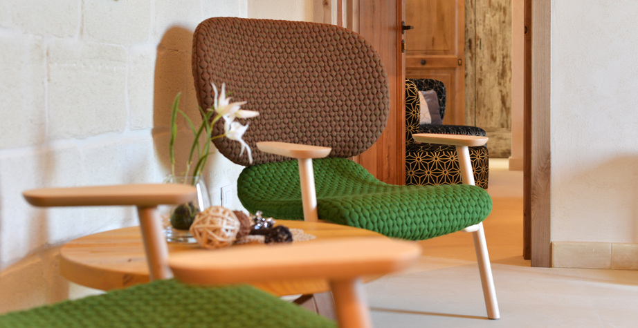 乐竞平台 - 坐具|休闲椅|办公家具|设计师家具|克拉拉休闲椅