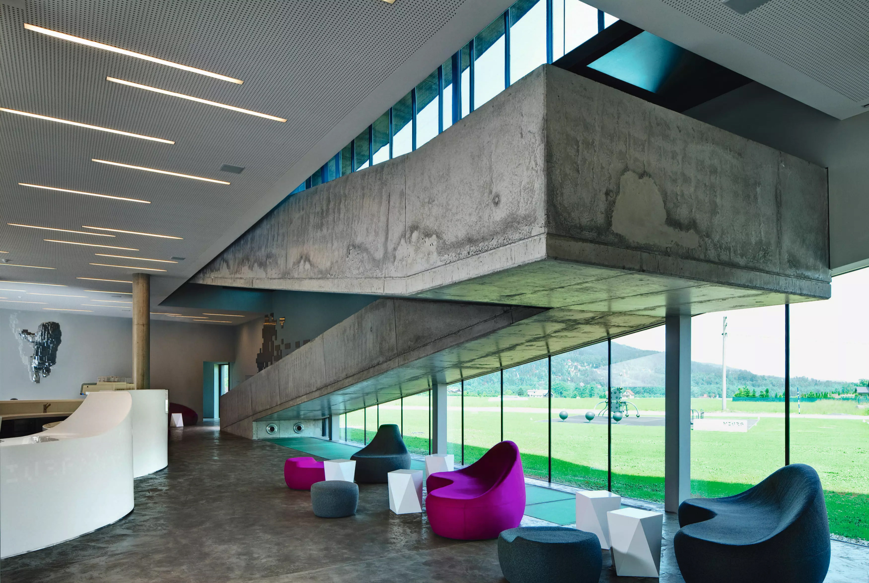 乐竞平台 - 坐具|沙发|办公家具|设计师家具|猿山沙发