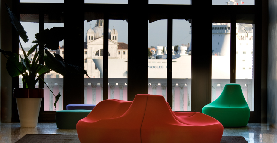 乐竞平台 - 坐具|沙发|办公家具|设计师家具|猿山沙发