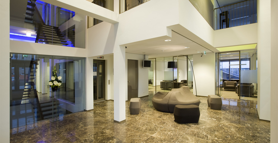 乐竞平台 - 坐具|沙发|办公家具|设计师家具|猿山沙发