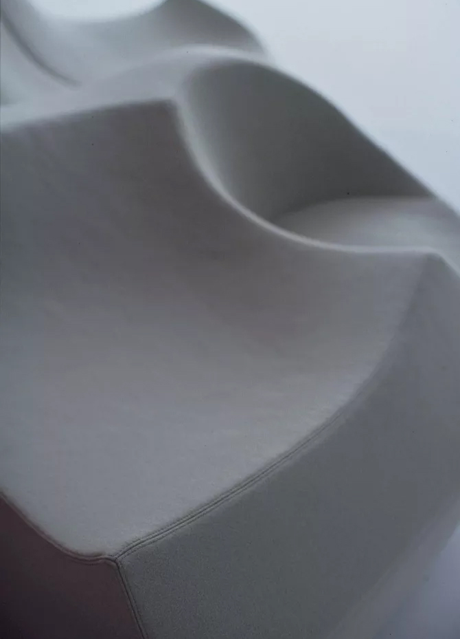 乐竞平台 - 坐具|沙发|办公家具|设计师家具|猿山沙发