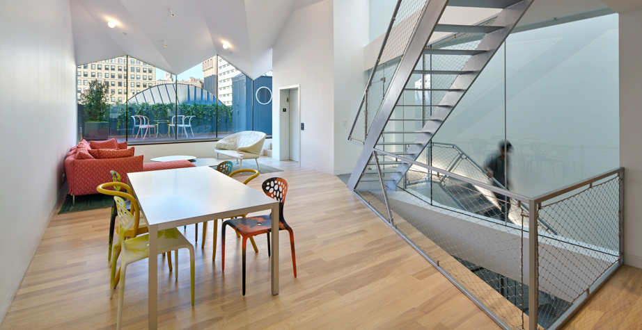 乐竞平台 - 坐具|餐椅|办公家具|设计师家具|圣马克椅