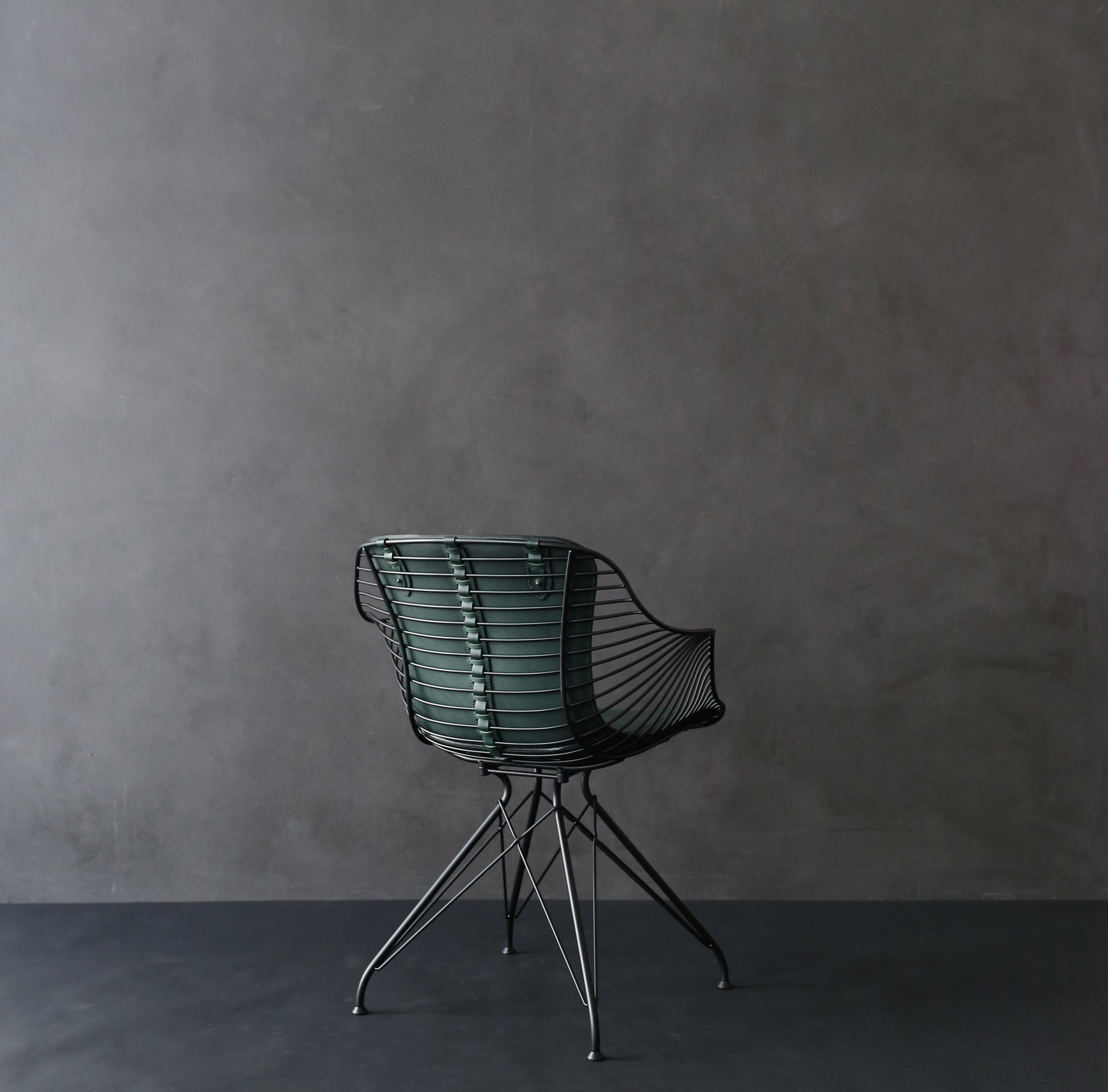 乐竞平台 - 坐具|餐椅|办公家具|设计师家具|金属丝躺椅