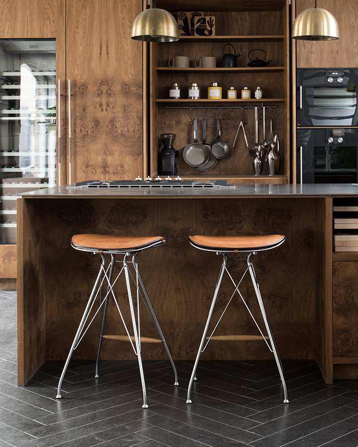 乐竞平台 - 坐具|吧椅/凳子|办公家具|设计师家具|金属丝吧椅