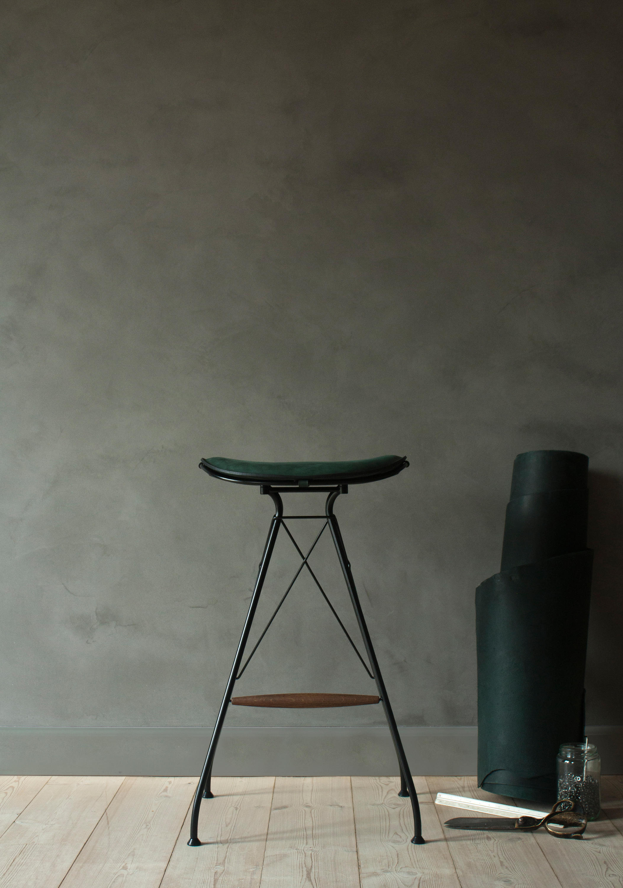 乐竞平台 - 坐具|吧椅/凳子|办公家具|设计师家具|金属丝吧椅