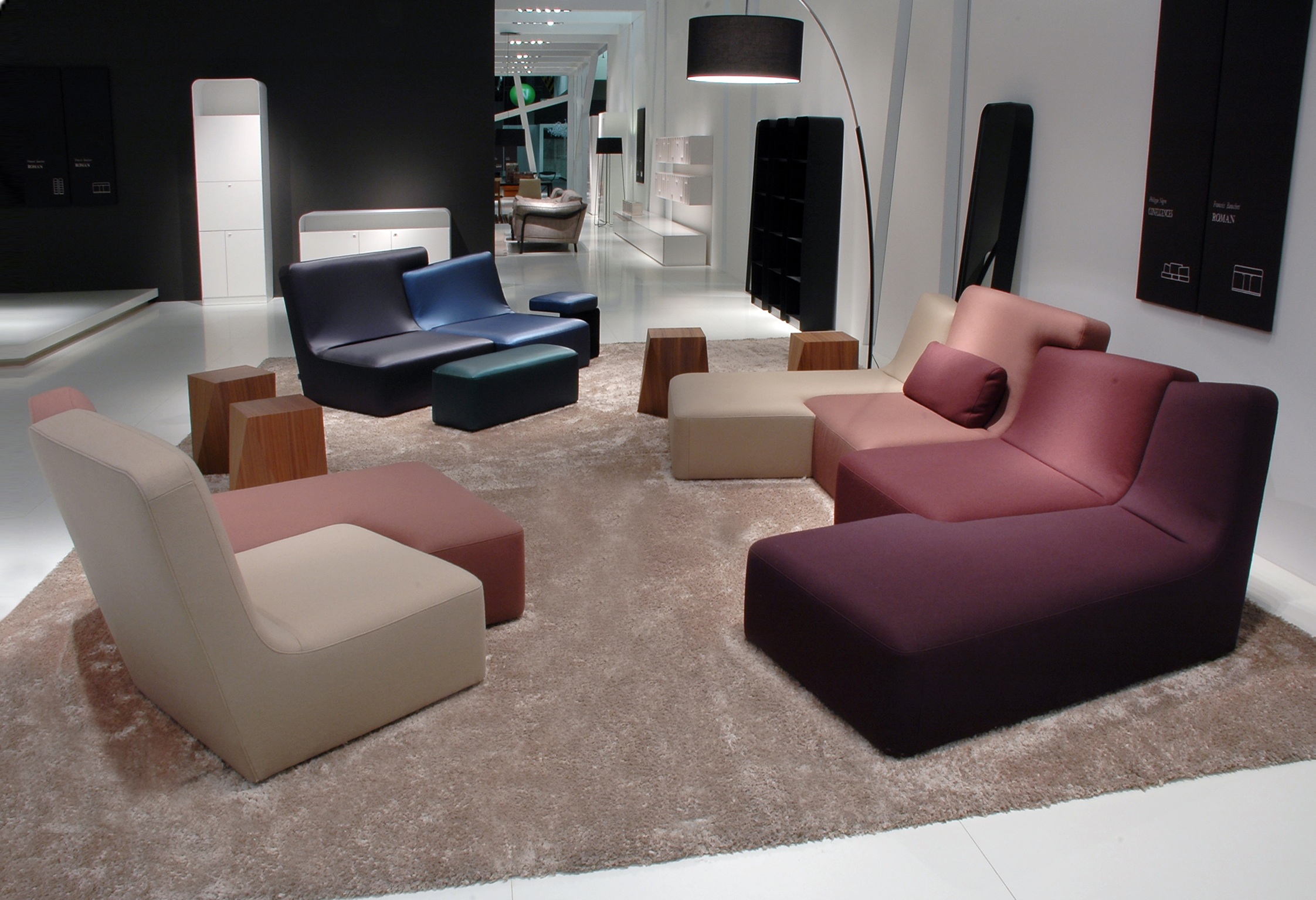 乐竞平台 - 坐具|沙发|办公家具|设计师家具|融合沙发