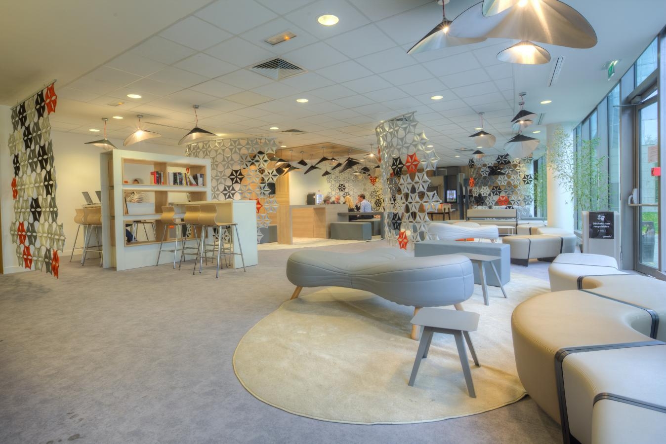 乐竞平台 - 坐具|吧椅/凳子|办公家具|设计师家具|Bouli矮凳