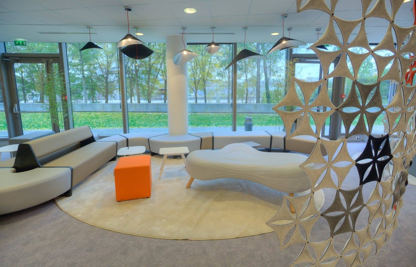 乐竞平台 - 坐具|吧椅/凳子|办公家具|设计师家具|Bouli矮凳