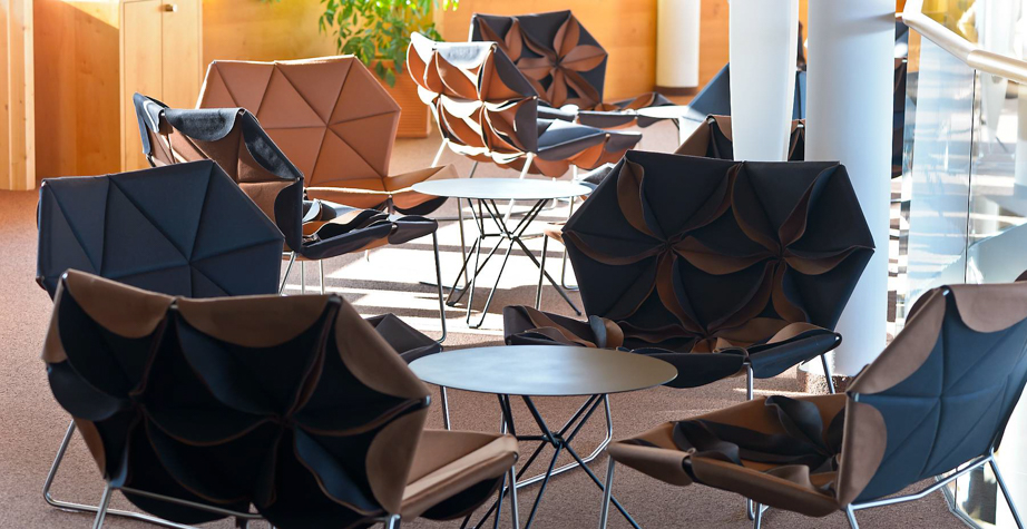 乐竞平台 - 坐具|休闲椅|办公家具|设计师家具|花瓣休闲椅