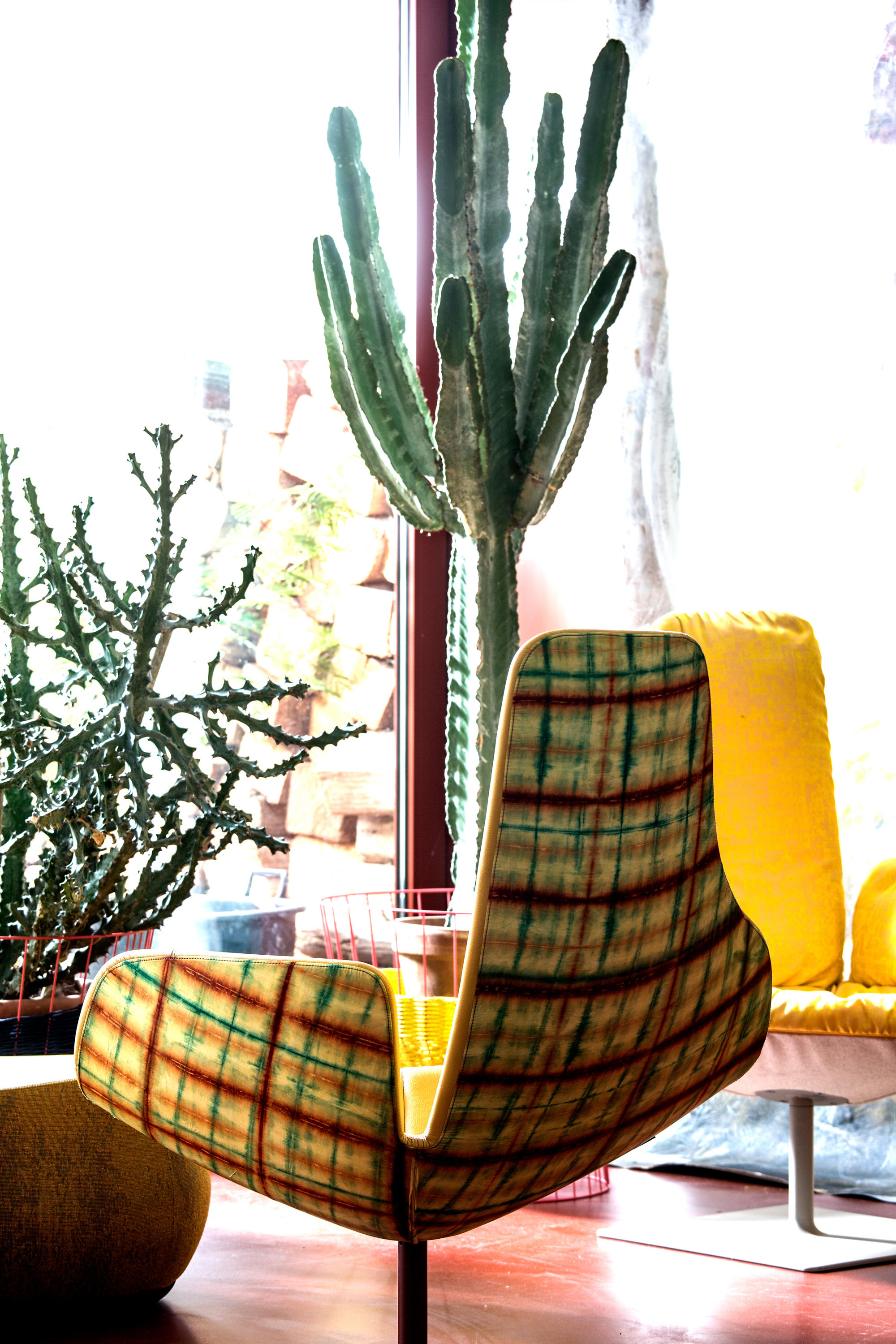 乐竞平台 - 坐具|休闲椅|办公家具|设计师家具|峡湾椅/手指椅