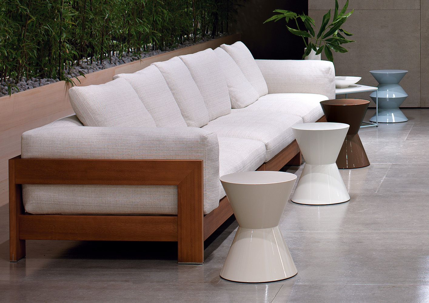 乐竞平台 - 桌几|咖啡桌|办公家具|设计师家具|塞萨尔角几