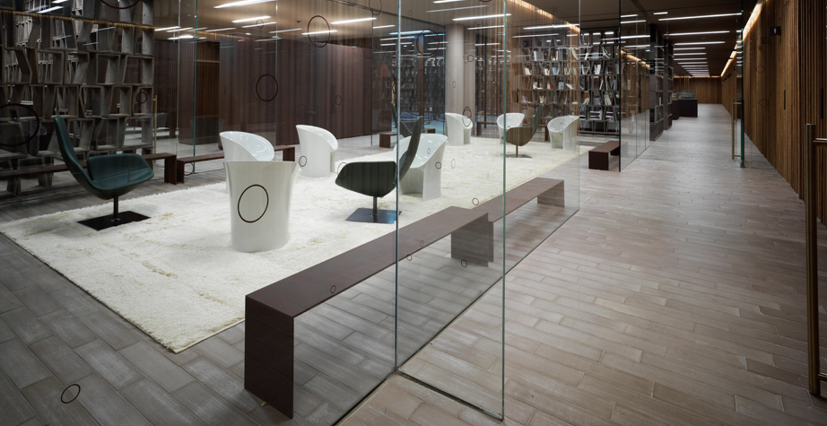 乐竞平台 - 坐具|休闲椅|办公家具|设计师家具|月亮扶手椅