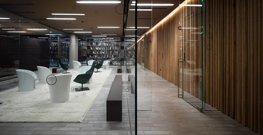 乐竞平台 - 坐具|休闲椅|办公家具|设计师家具|月亮扶手椅