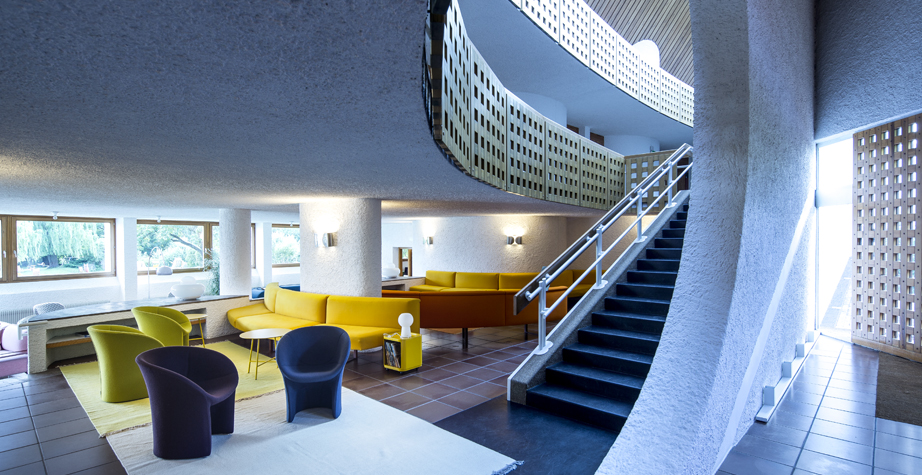 乐竞平台 - 坐具|休闲椅|办公家具|设计师家具|月亮扶手椅