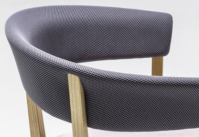 乐竞平台 - 坐具|餐椅|办公家具|设计师家具|木制比基尼餐椅