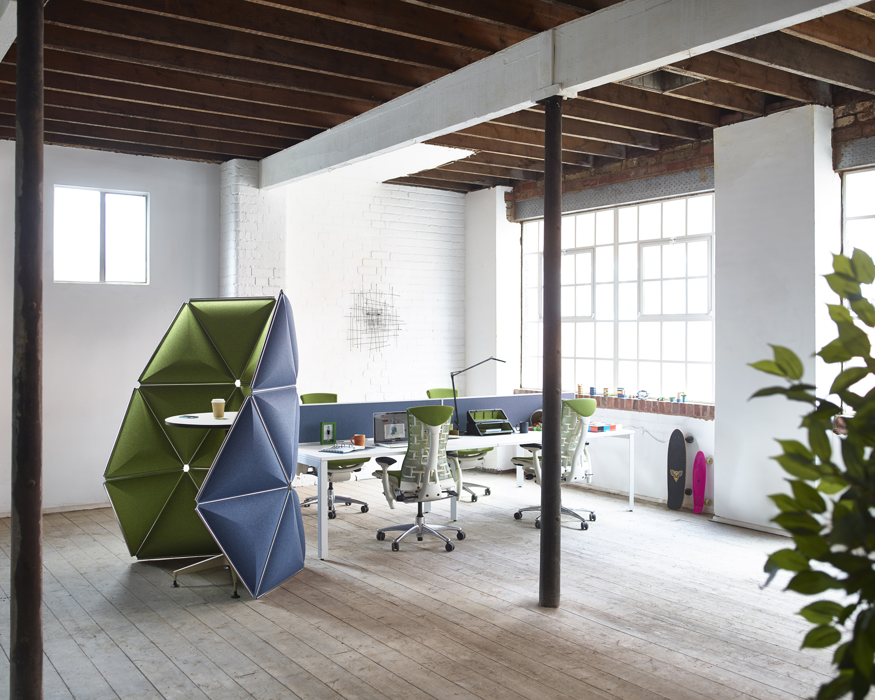 办公椅|现代真皮中班椅|办公家具|设计师家具|恩博迪大班椅