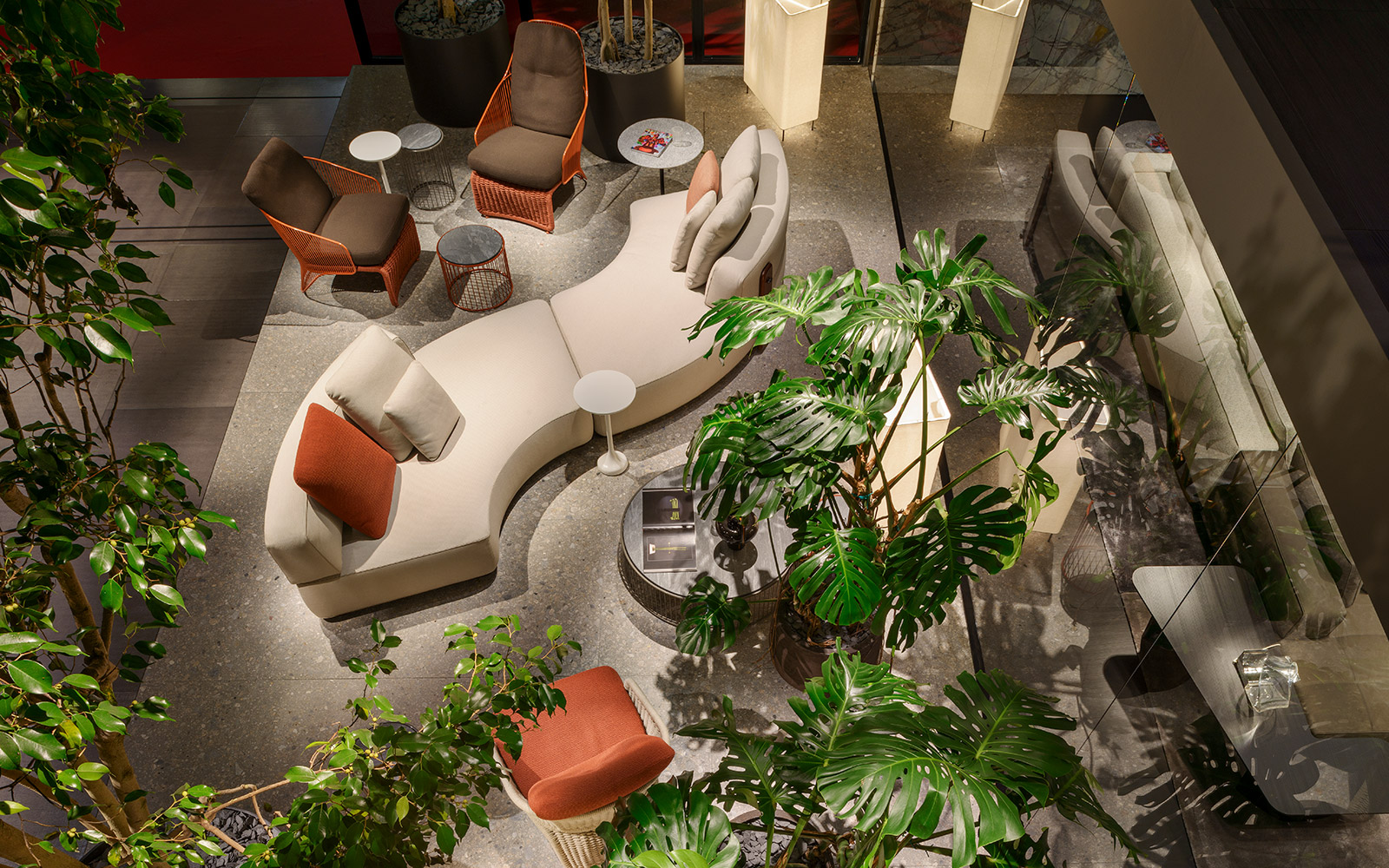 乐竞平台 - 桌几|茶几/边几|办公家具|设计师家具|沃伦边几