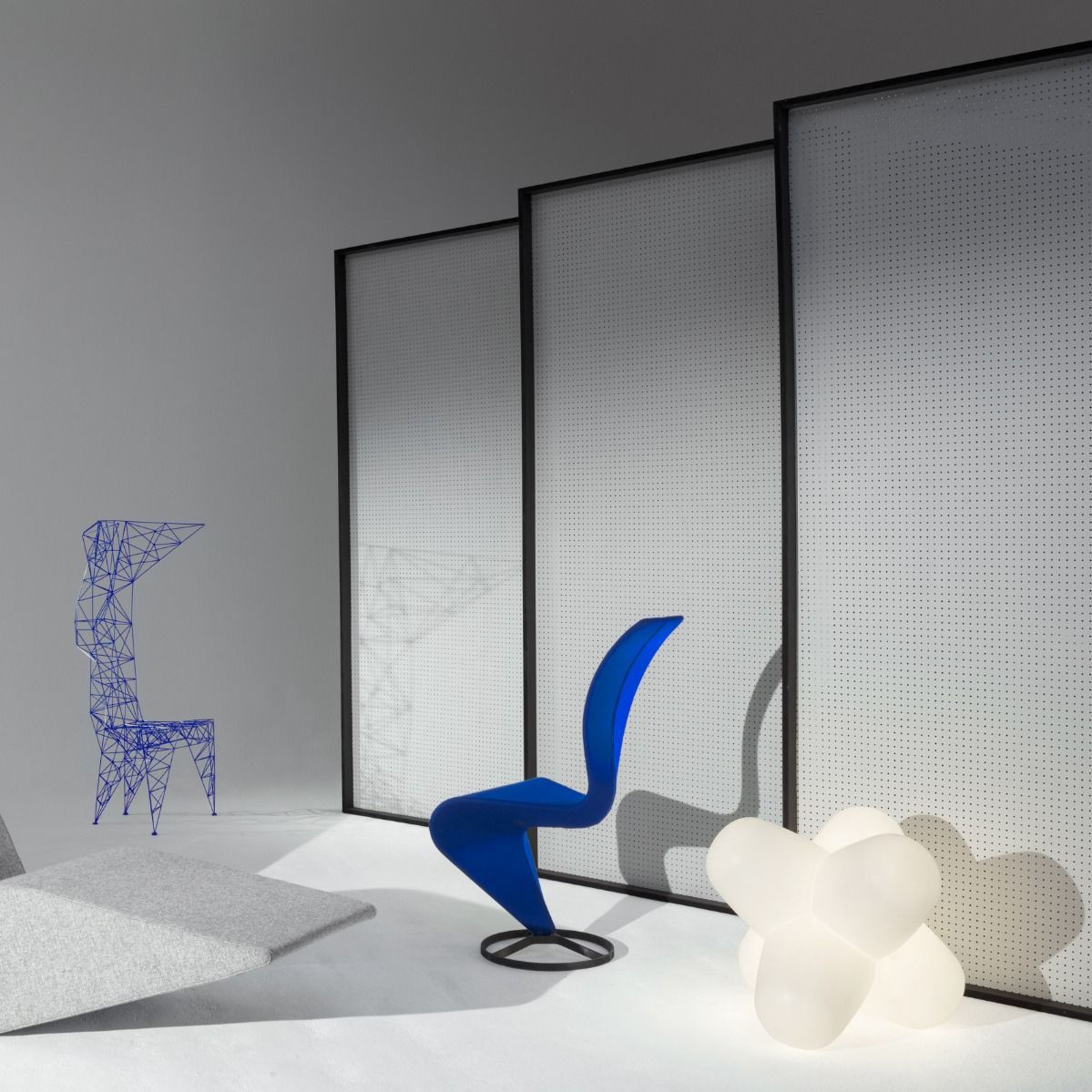 乐竞平台 - 坐具|休闲椅|办公家具|设计师家具|塔休闲椅