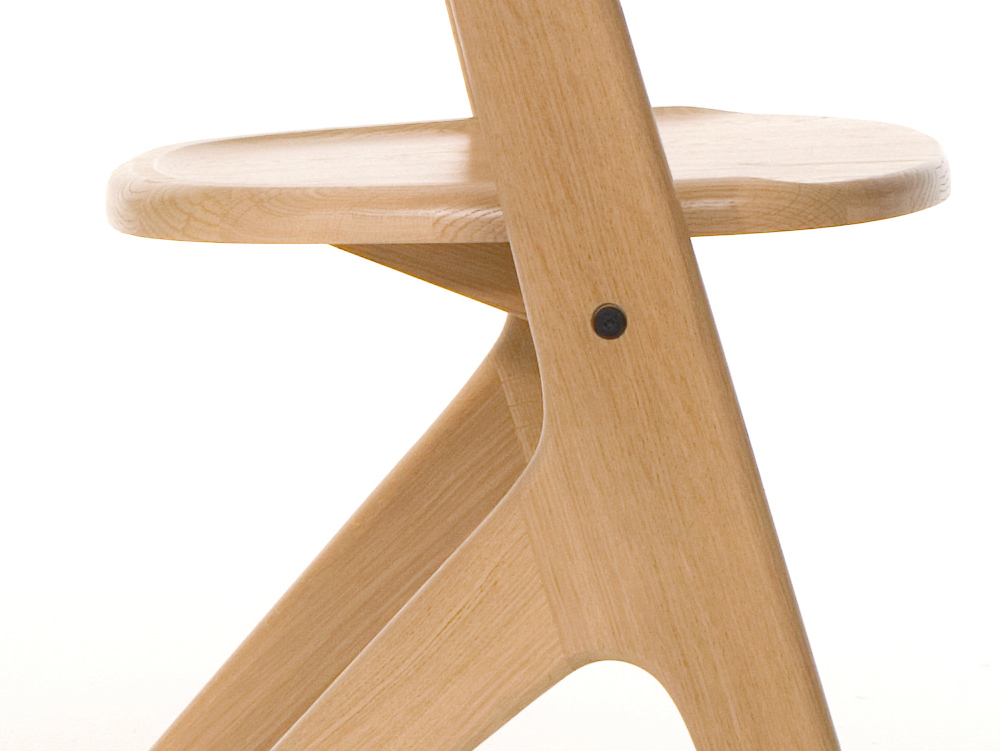 乐竞平台 - 坐具|餐椅|办公家具|设计师家具|Slab餐椅