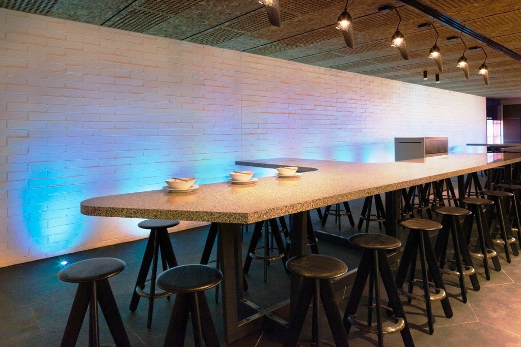 乐竞平台 - 坐具|吧椅/凳子|办公家具|设计师家具|Slab吧椅