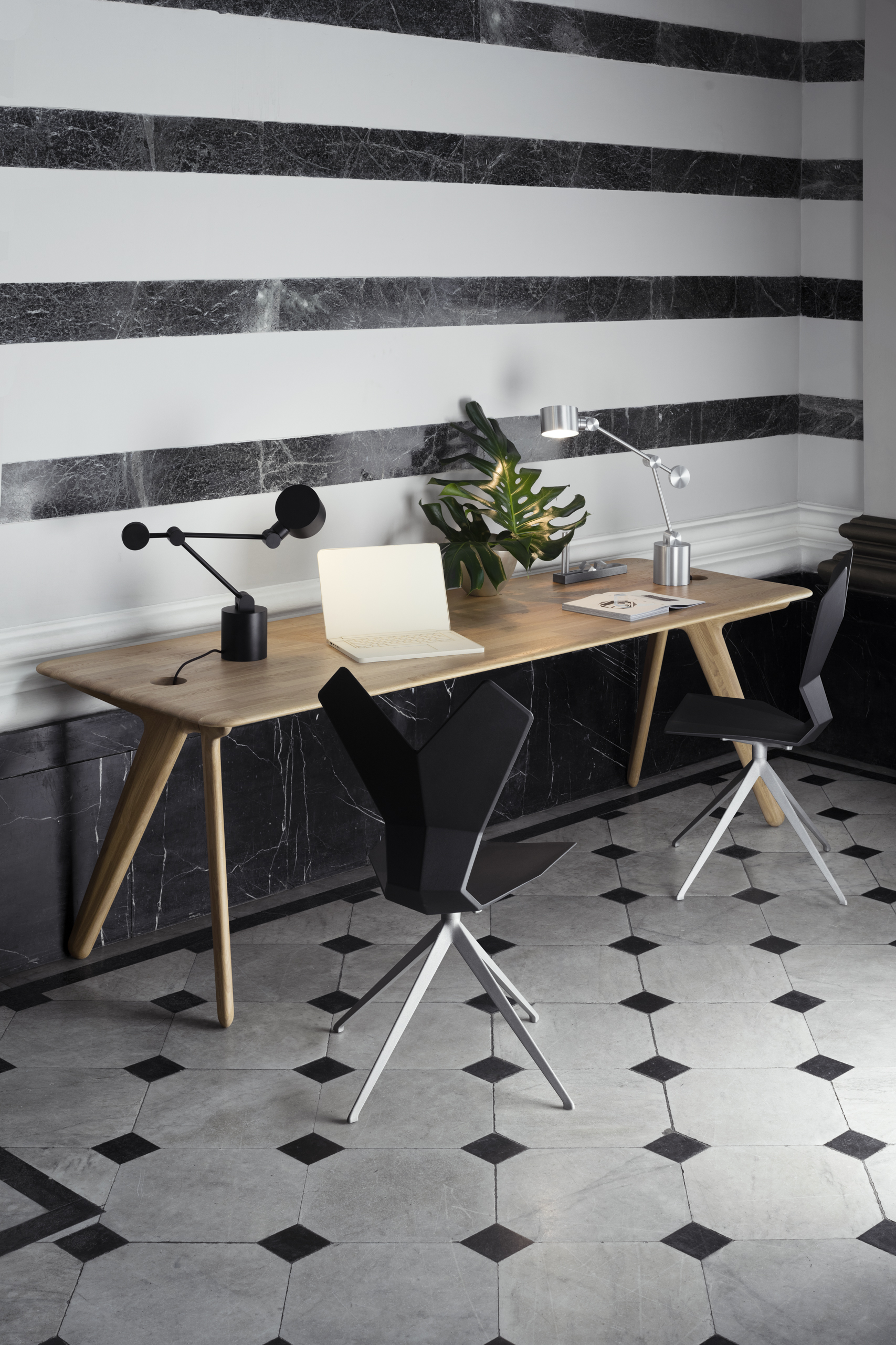 乐竞平台 - 坐具|餐椅|办公家具|设计师家具|Y餐椅