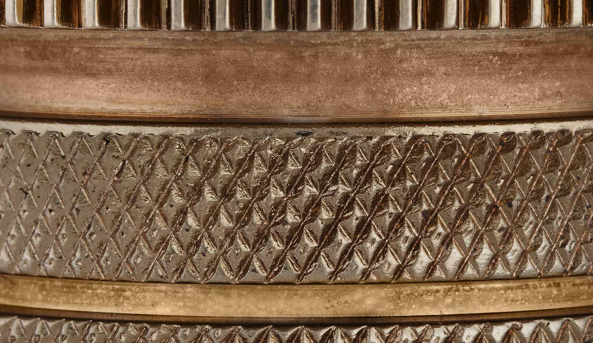 乐竞平台 - 附件|饰品|办公家具|设计师家具|齿轮烛台