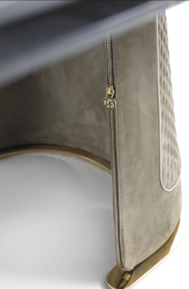 乐竞平台 - 桌几|餐桌|办公家具|设计师家具|FOSCARIA 餐桌