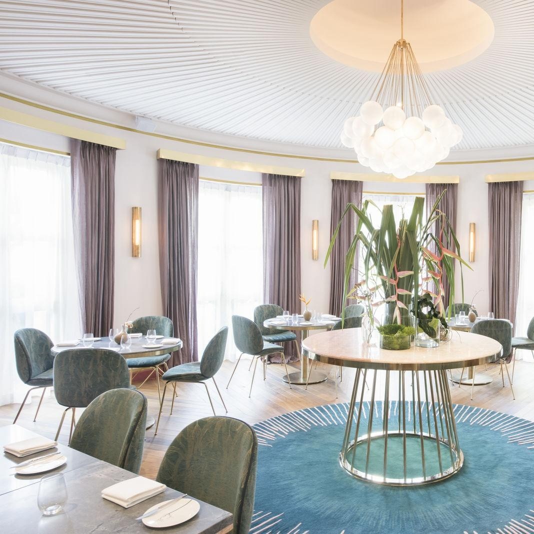 乐竞平台 - 坐具|餐椅|办公家具|设计师家具|甲壳虫餐椅