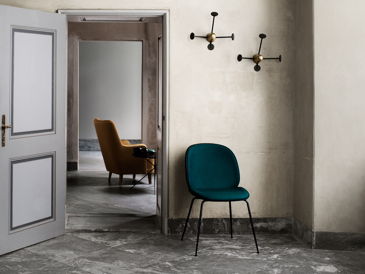 乐竞平台 - 坐具|餐椅|办公家具|设计师家具|甲壳虫餐椅