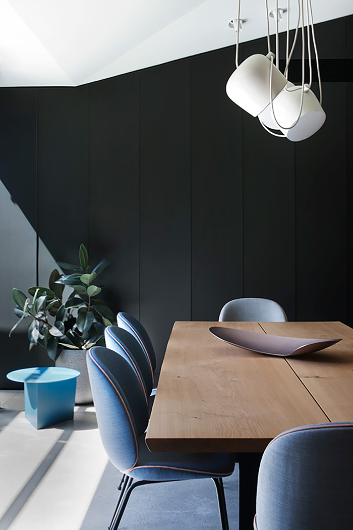 乐竞平台 - 坐具|餐椅|办公家具|设计师家具|甲壳虫餐椅