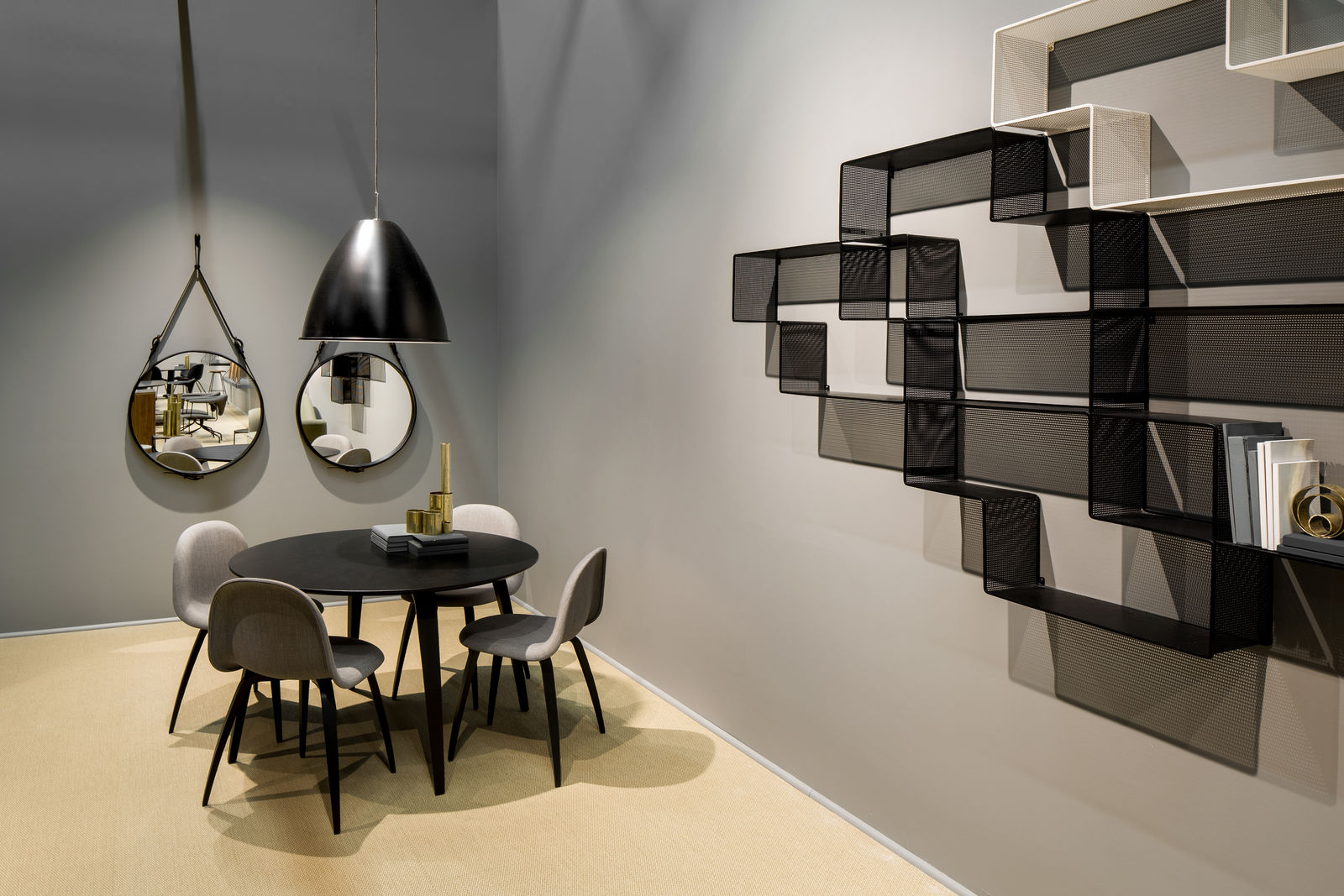 乐竞平台 - 灯饰|吊灯|办公家具|设计师家具|贝斯特莱特BL9吊灯