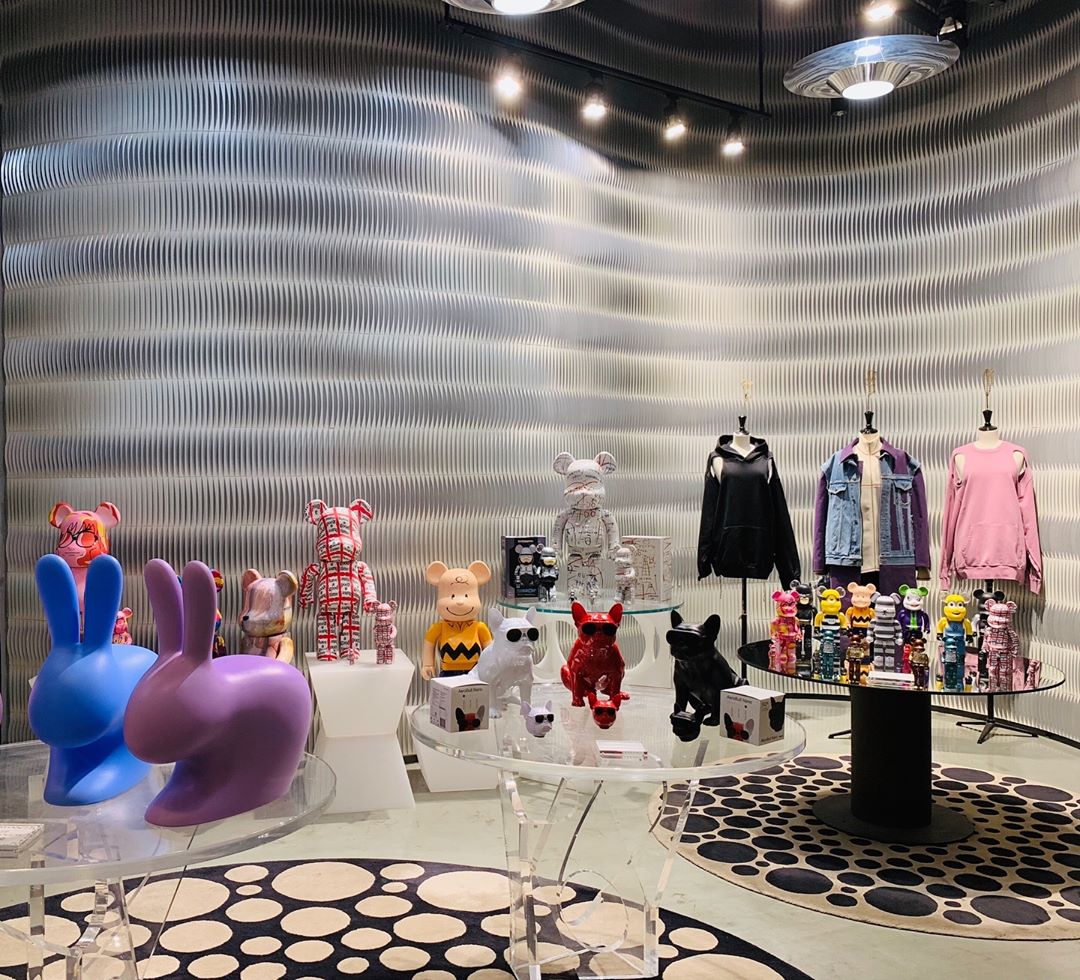 乐竞平台 - 坐具|吧椅/凳子|办公家具|设计师家具|兔凳