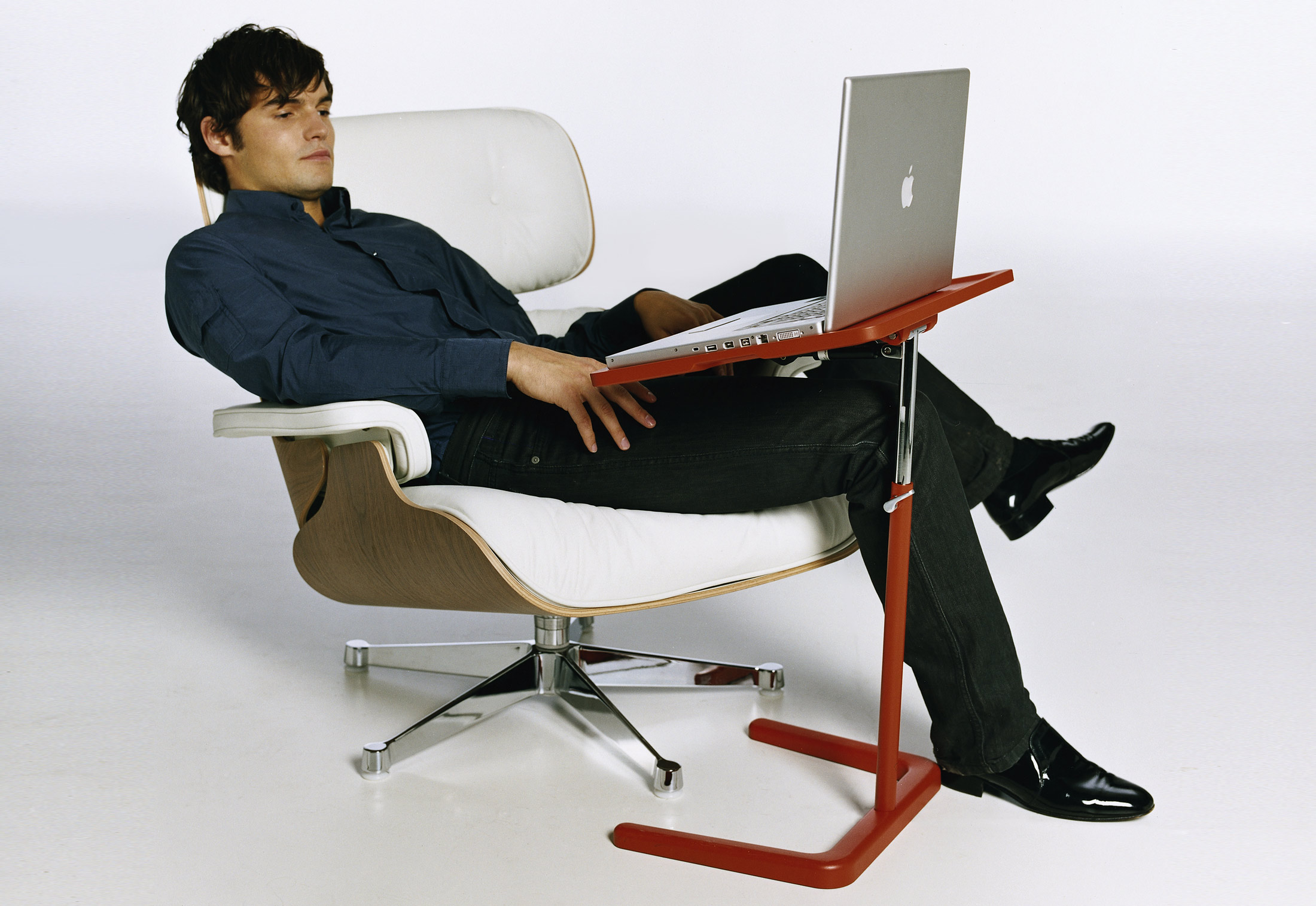 乐竞平台 - 桌几|茶几/边几|办公家具|设计师家具|嵌套可升降托盘角几