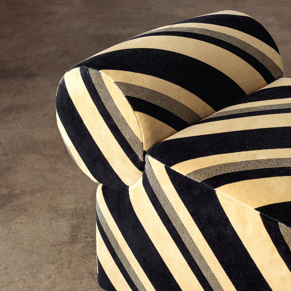 乐竞平台 - 坐具|吧椅/凳子|办公家具|设计师家具|球形矮墩