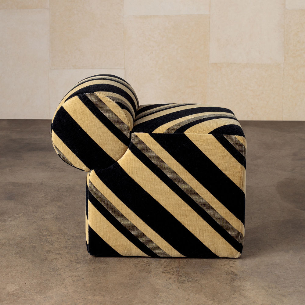 乐竞平台 - 坐具|吧椅/凳子|办公家具|设计师家具|球形矮墩