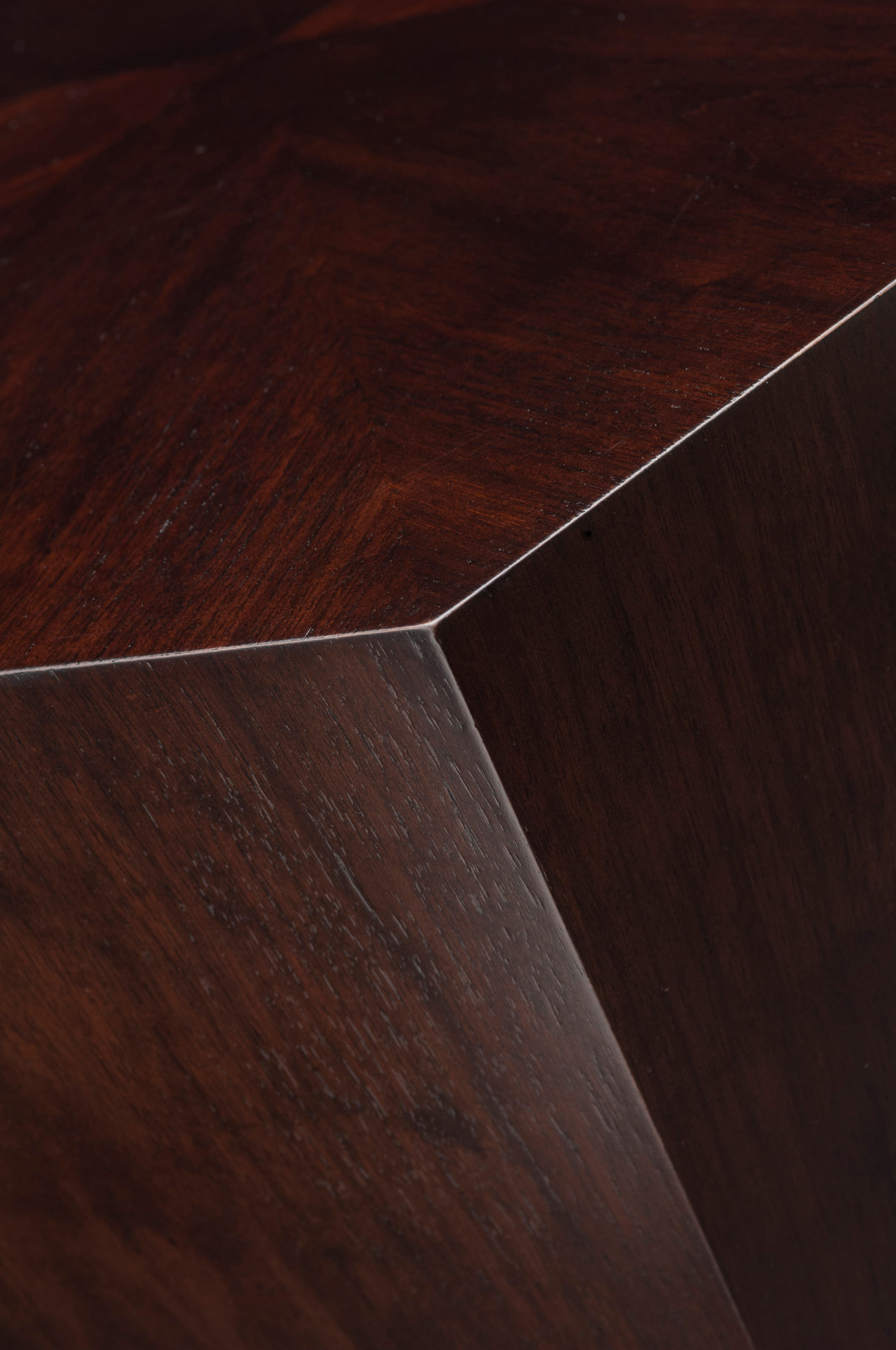 乐竞平台 - 桌几|茶几/边几|办公家具|设计师家具|antern 茶几