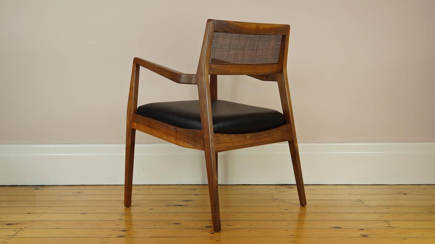 乐竞平台 - 坐具|餐椅|办公家具|设计师家具|risom 椅子