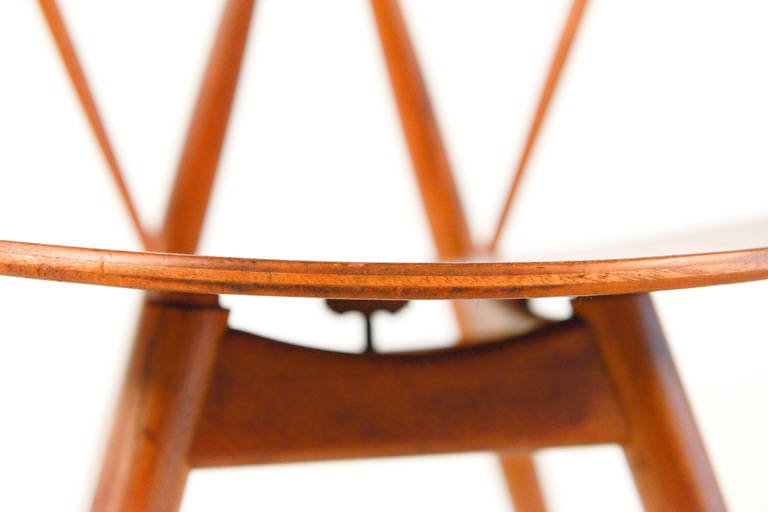 乐竞平台 - 坐具|餐椅|办公家具|设计师家具|Piano Chair