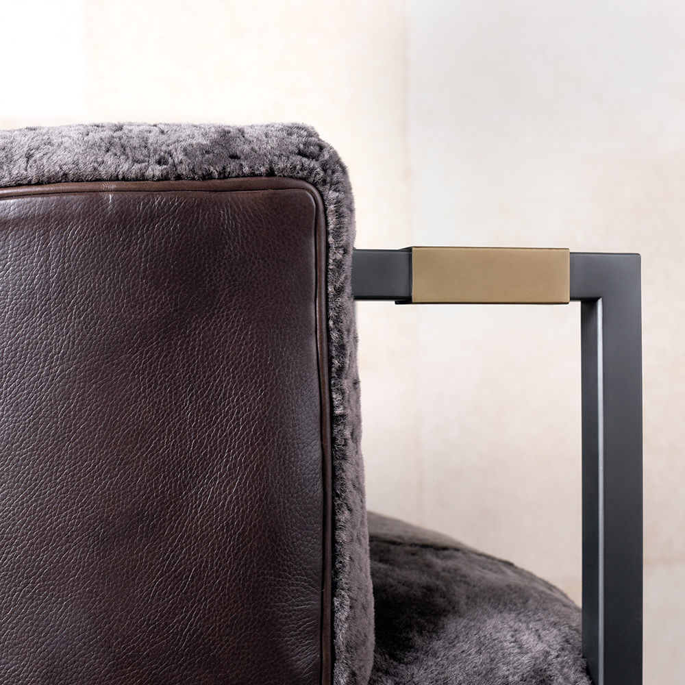 乐竞平台 - 坐具|沙发|办公家具|设计师家具|Larchmont沙发