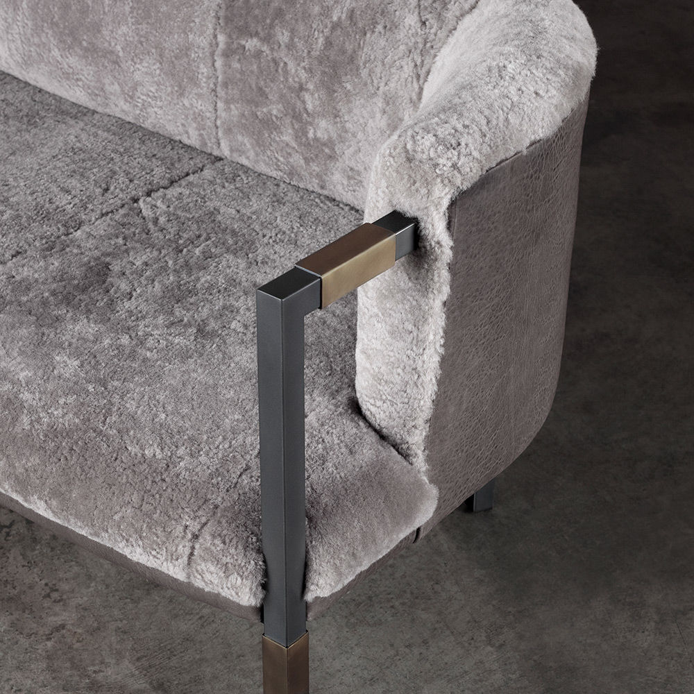 乐竞平台 - 坐具|沙发|办公家具|设计师家具|Larchmont沙发