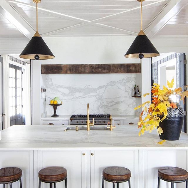 乐竞平台 - 灯饰|吊灯|办公家具|设计师家具|Cleo吊灯