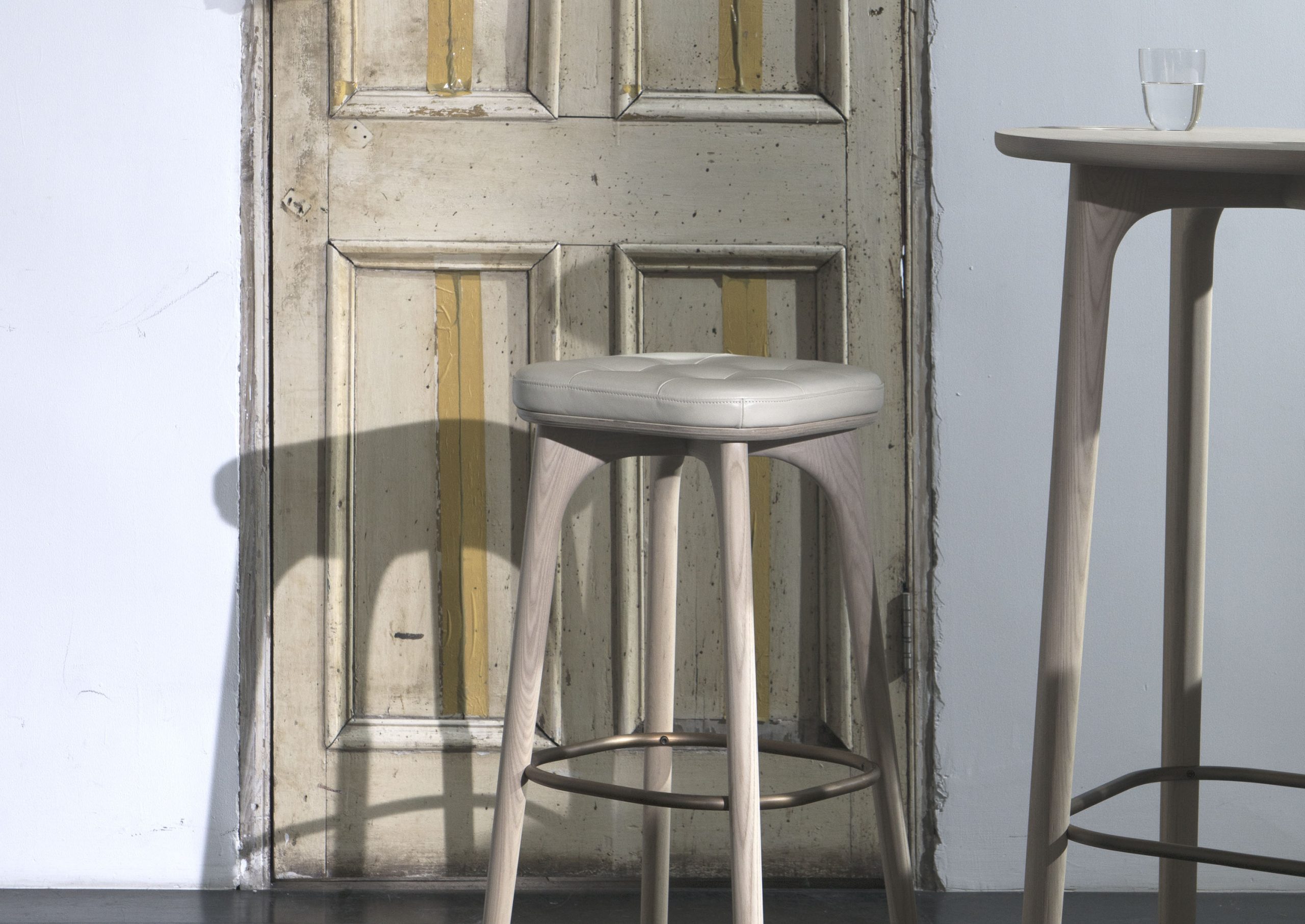 乐竞平台 - 坐具|吧椅/凳子|办公家具|设计师家具|Utility 吧凳