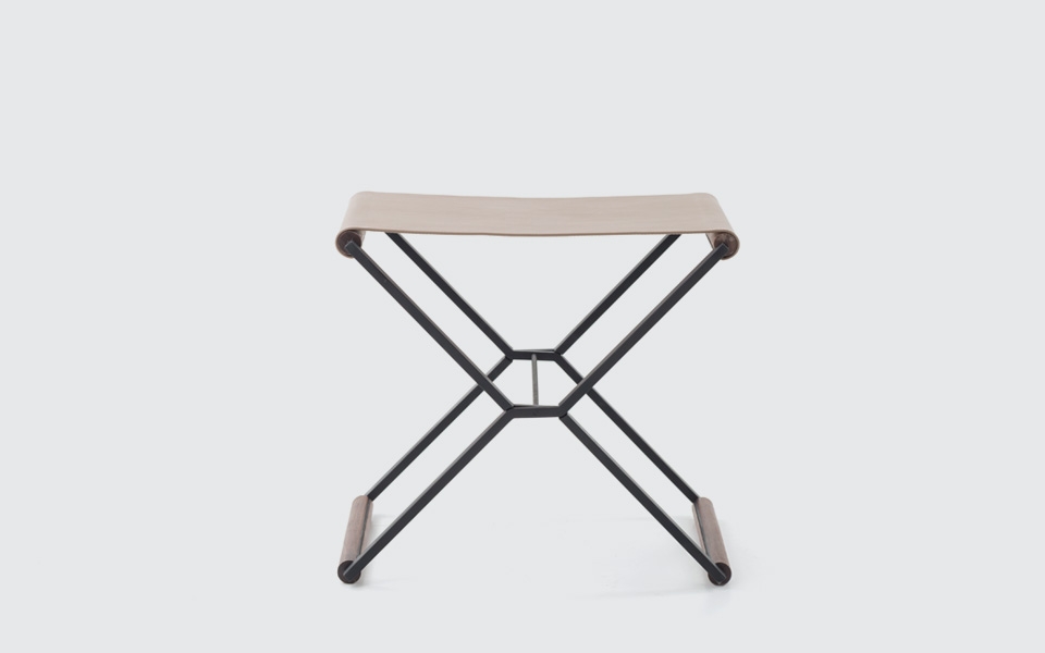 乐竞平台 - 坐具|吧椅/凳子|办公家具|设计师家具|James 凳子