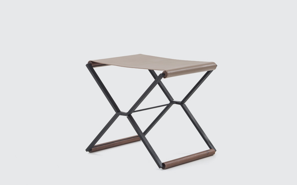 乐竞平台 - 坐具|吧椅/凳子|办公家具|设计师家具|James 凳子