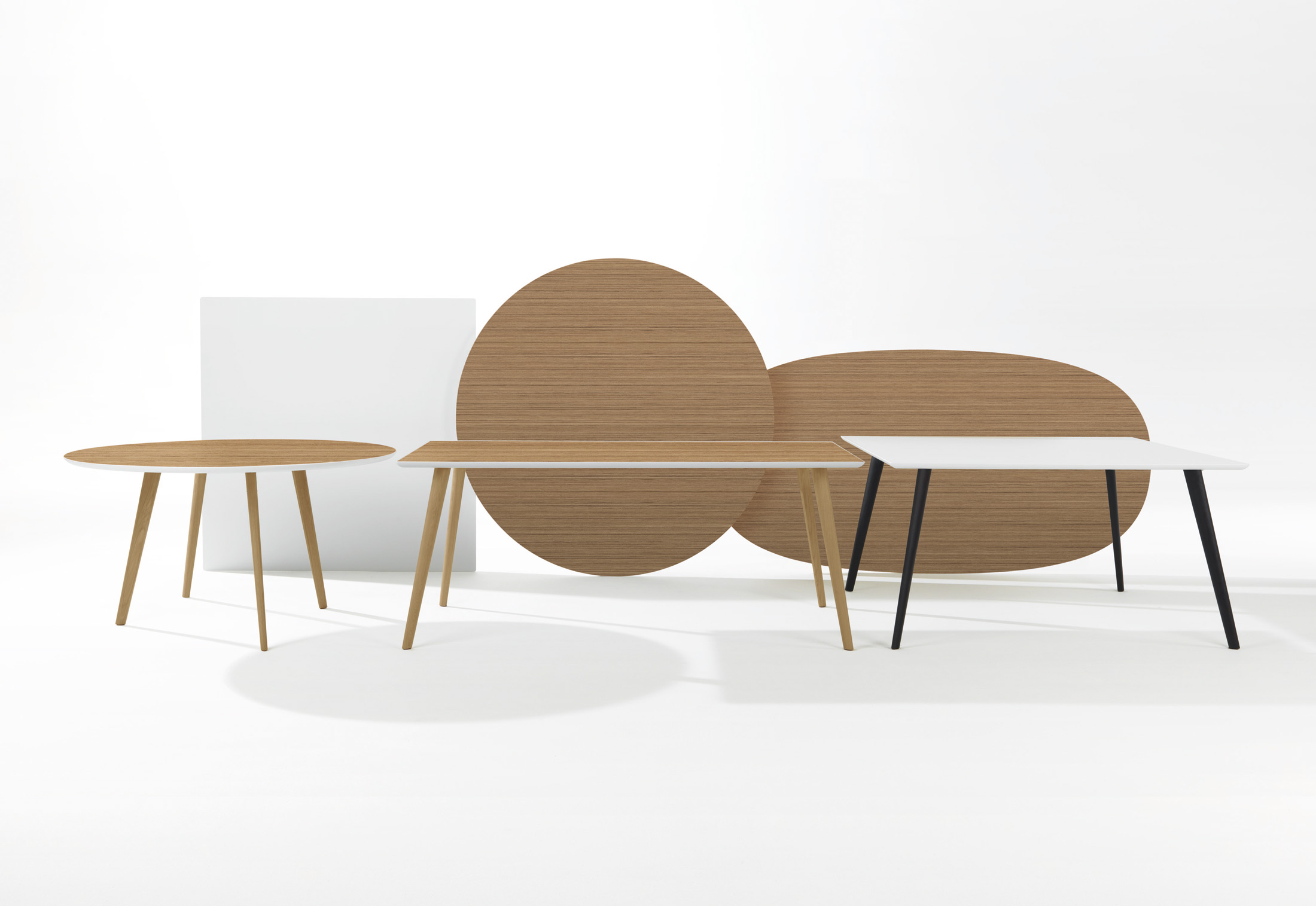 乐竞平台 - 桌几|餐桌|办公家具|设计师家具|Gher 餐台/洽谈台