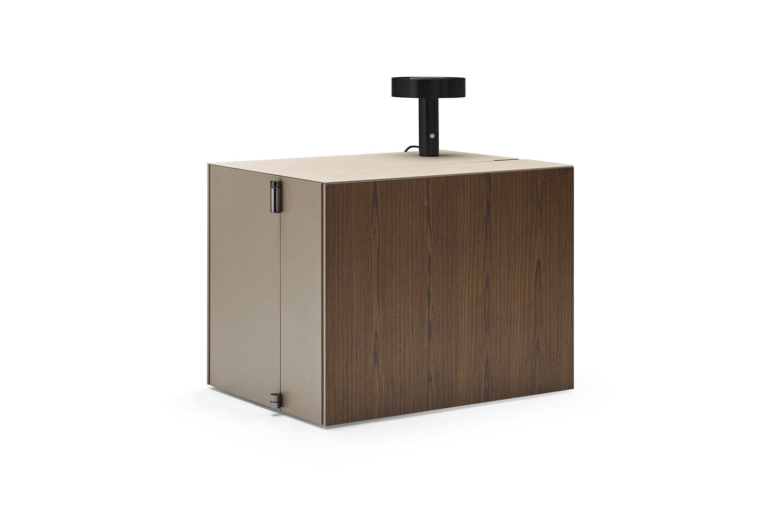 乐竞平台 - 桌几|办公桌|办公家具|设计师家具|CUBE 书桌