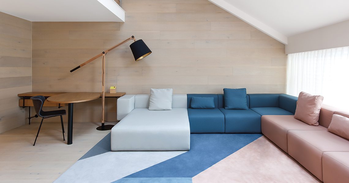 乐竞平台 - 坐具|沙发|办公家具|设计师家具|Step sofa 沙发